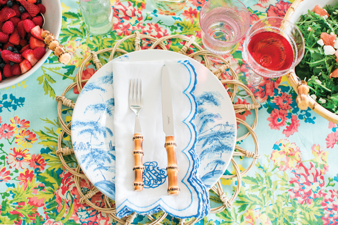 Liz-Joy-table-setting