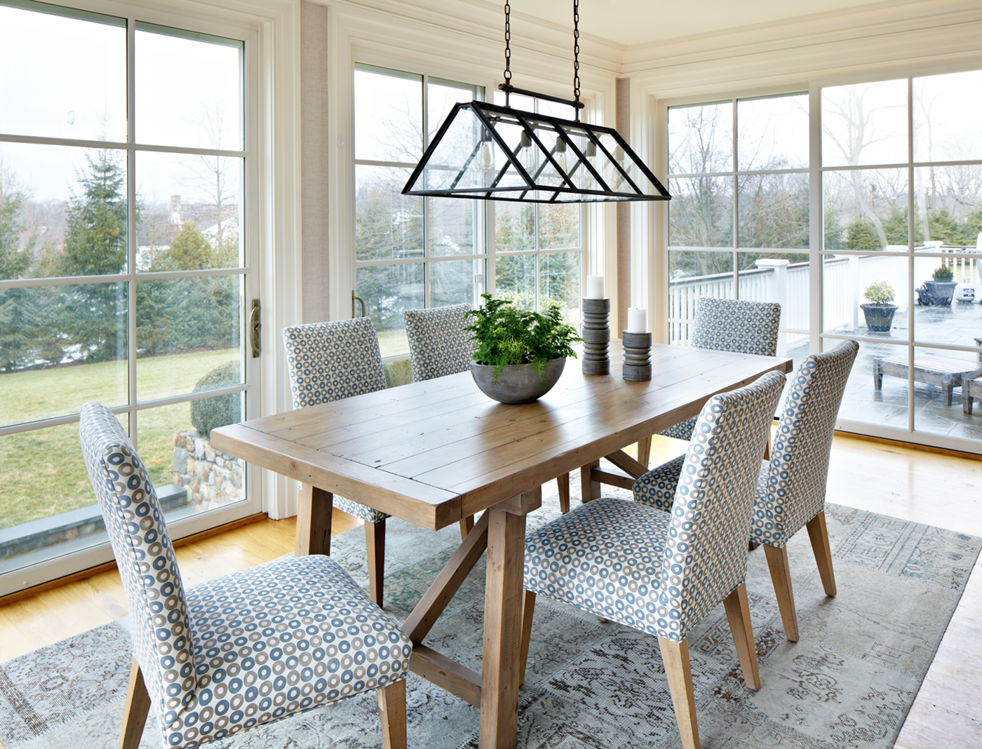 Kitchen Dining Area