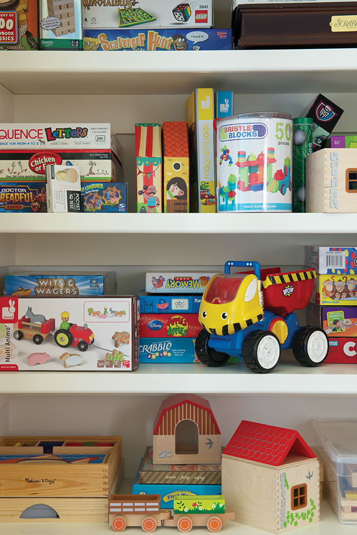 colorstory_toyshelves