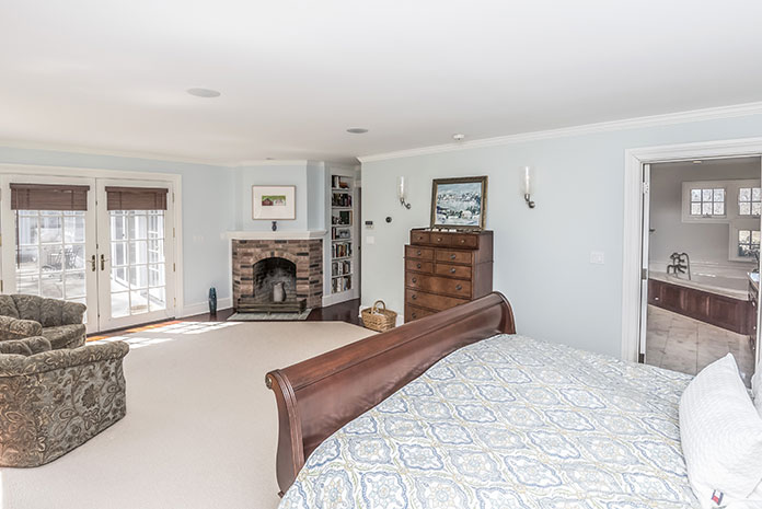 custom-built colonial ridgefield ct