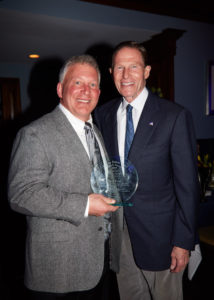 Image of Rick Kral and Sen. Richard Blumenthal