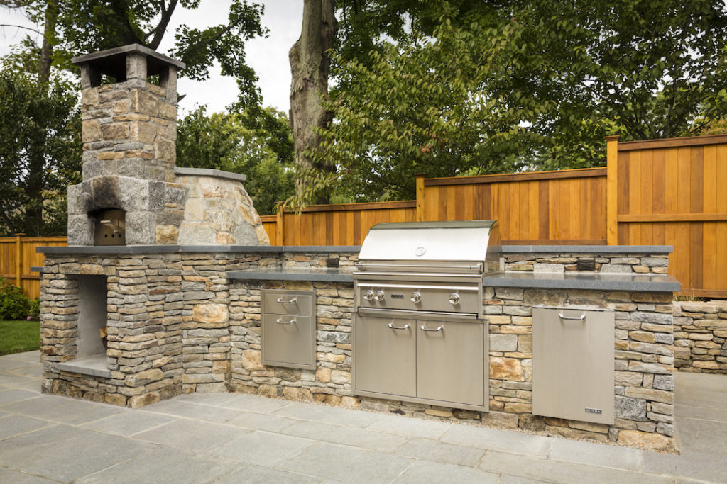 Outdoor Kitchen