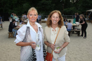 Image of Barbara Morris, Linda Meyers