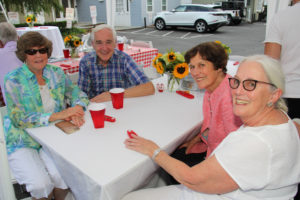 Photo of Betsy & Geoff Parkinson, Jan Marchand, Kathy Barba