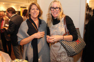 Dana Gaccione, Donia Vance