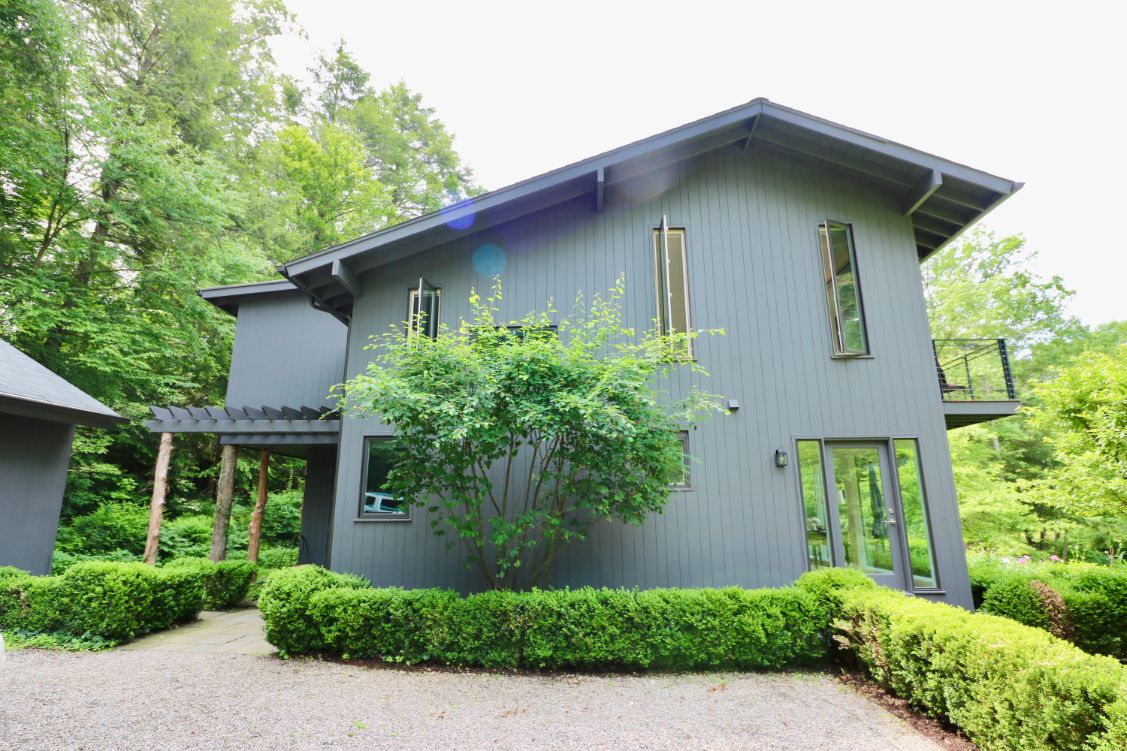 exterior view of house