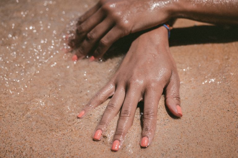 nails in sand