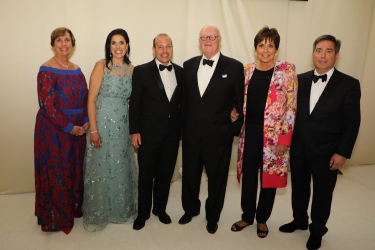 Diane Kelly (President, Greenwich Hospital), Cathy & James Brunetti, MD (Honoree), Arthur & Elizabeth Martinez (Honoree), W. Robert Berkley Jr. (Chairman, Board of Trustees)