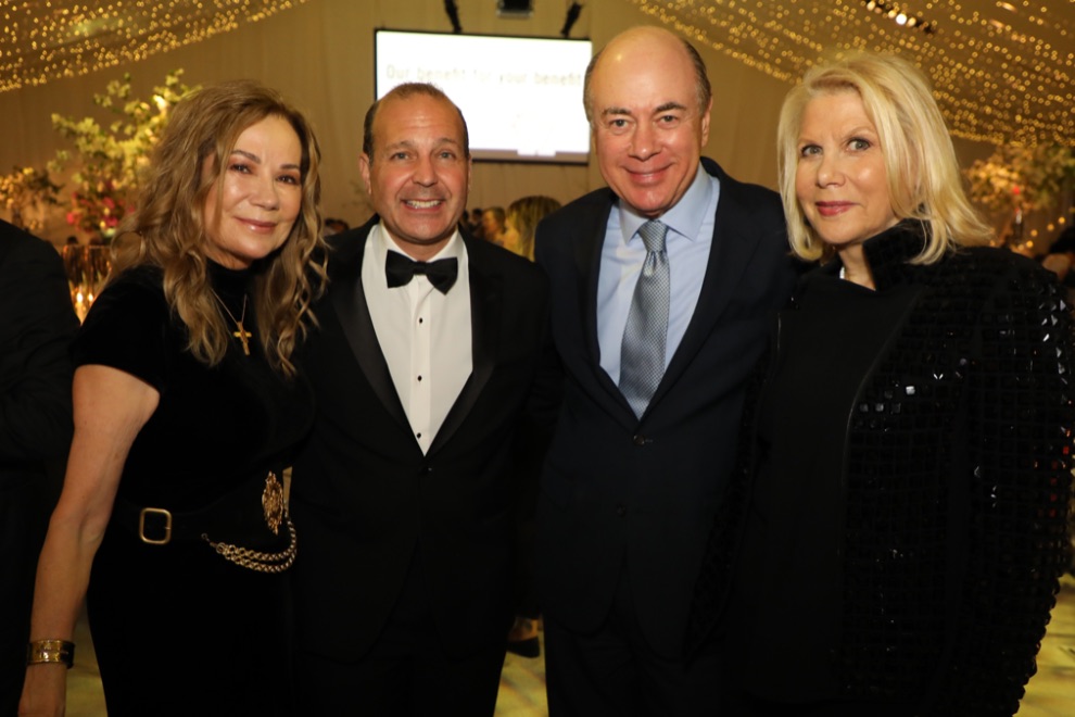 Kathie Lee Gifford, James Brunetti, MD (Honoree), Rick Friedberg & Francine LeFrak